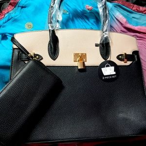 Deluxity ladys hand bag with wallet